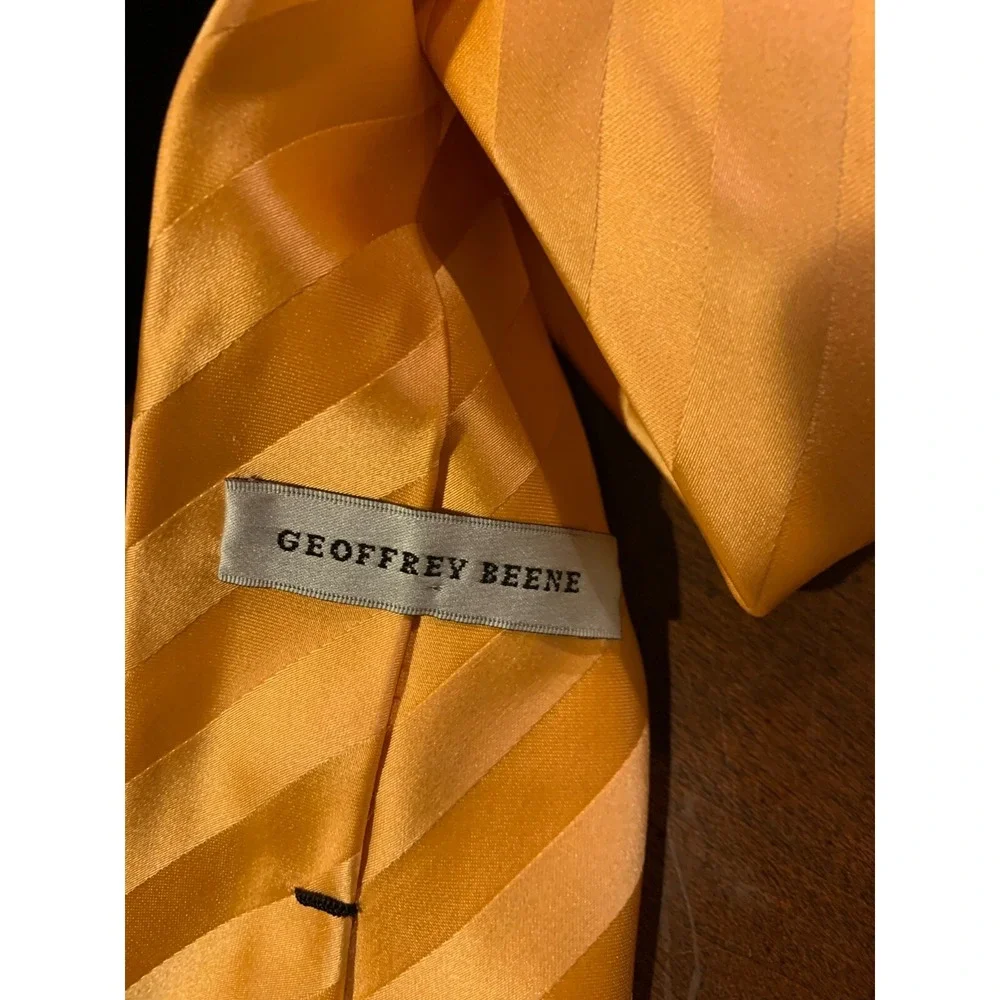 Geoffrey Beene Tie Orange Striped Good Condition‎